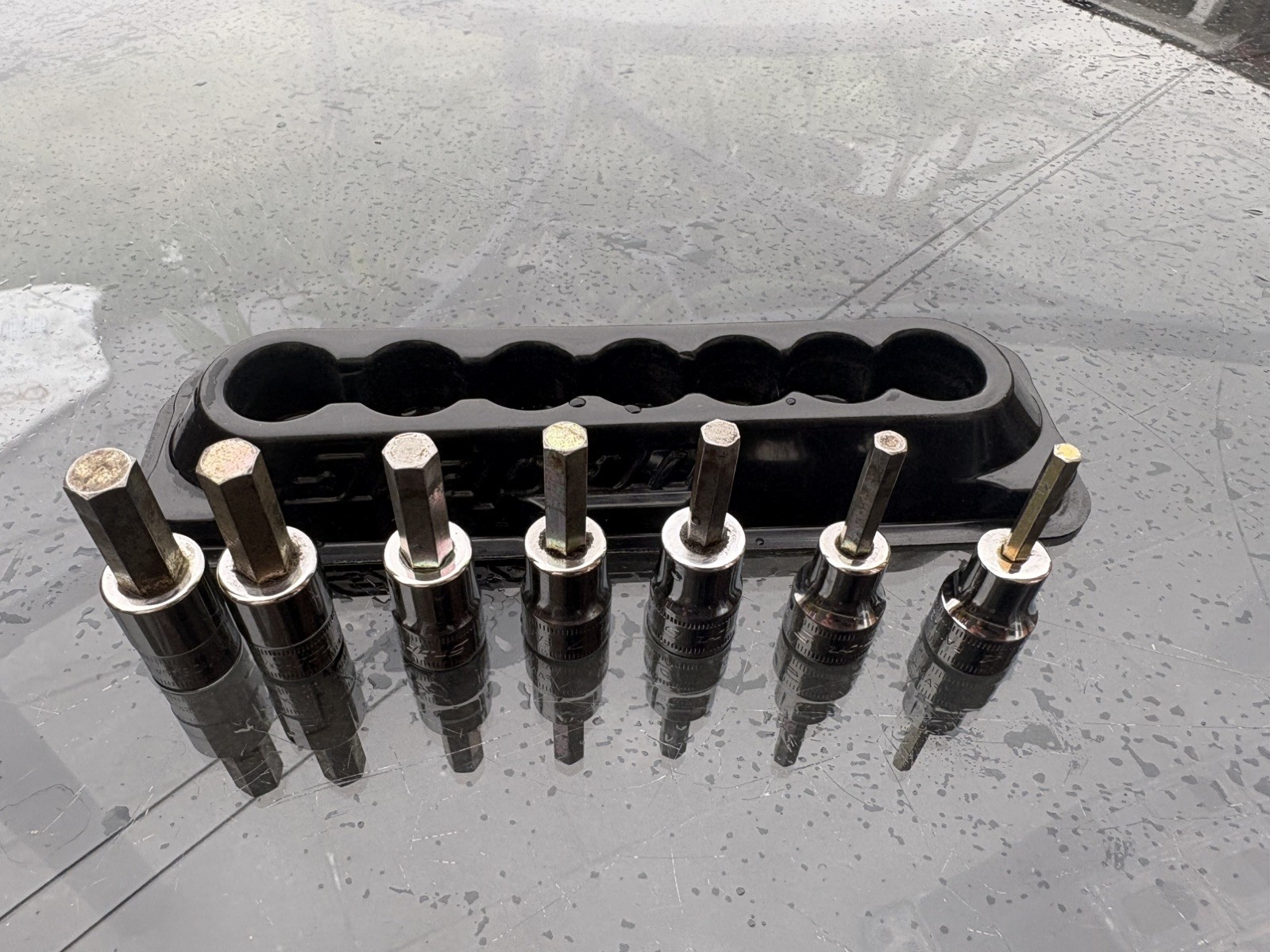 Snap-on 207EFAMY 7 Piece 3/8″ Drive Metric Hex Bit Socket Set 4MM-10MM