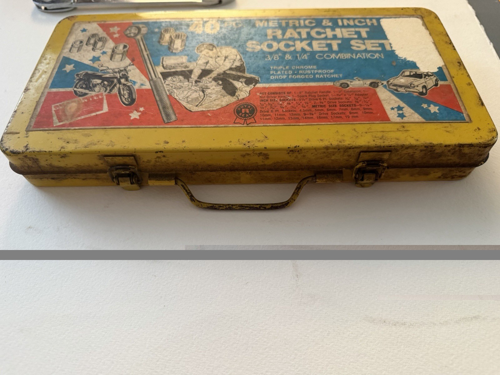 VINTAGE ROYAL TOOLS 40 PC RATCHET & SOCKET SET SAE – METRIC NO 275 TAIWAN 80’s