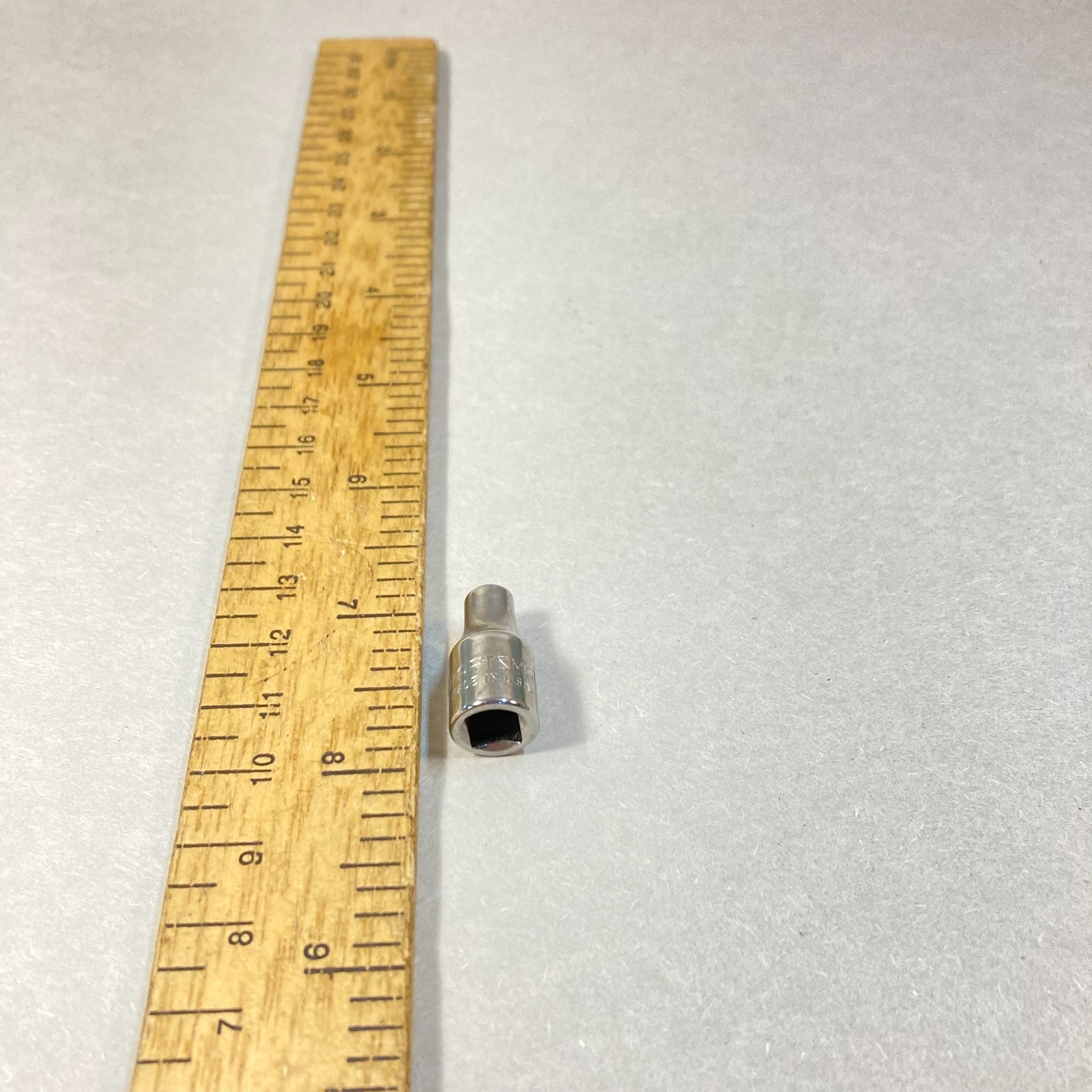 Craftsman 5/32″ Socket 1/4″ Drive 6 Point -G- #43481 USA