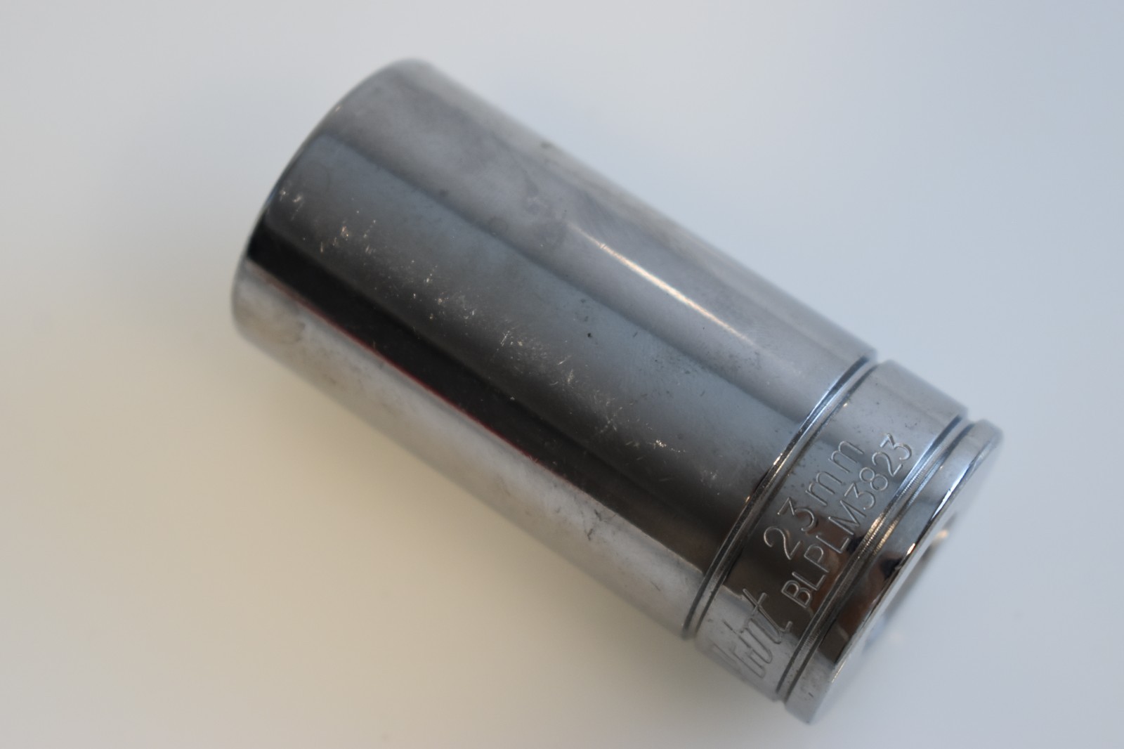 Blue Point Tools BLPLM3823 23mm Metric Deep Socket 3/8″ Drive 12 Point Chrome