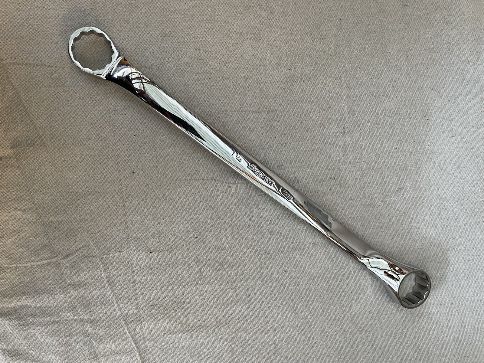 Snap On Tools XB4042A 1-1/4″ x 1-5/16″ SAE 12 Point Offset Box End Wrench USA