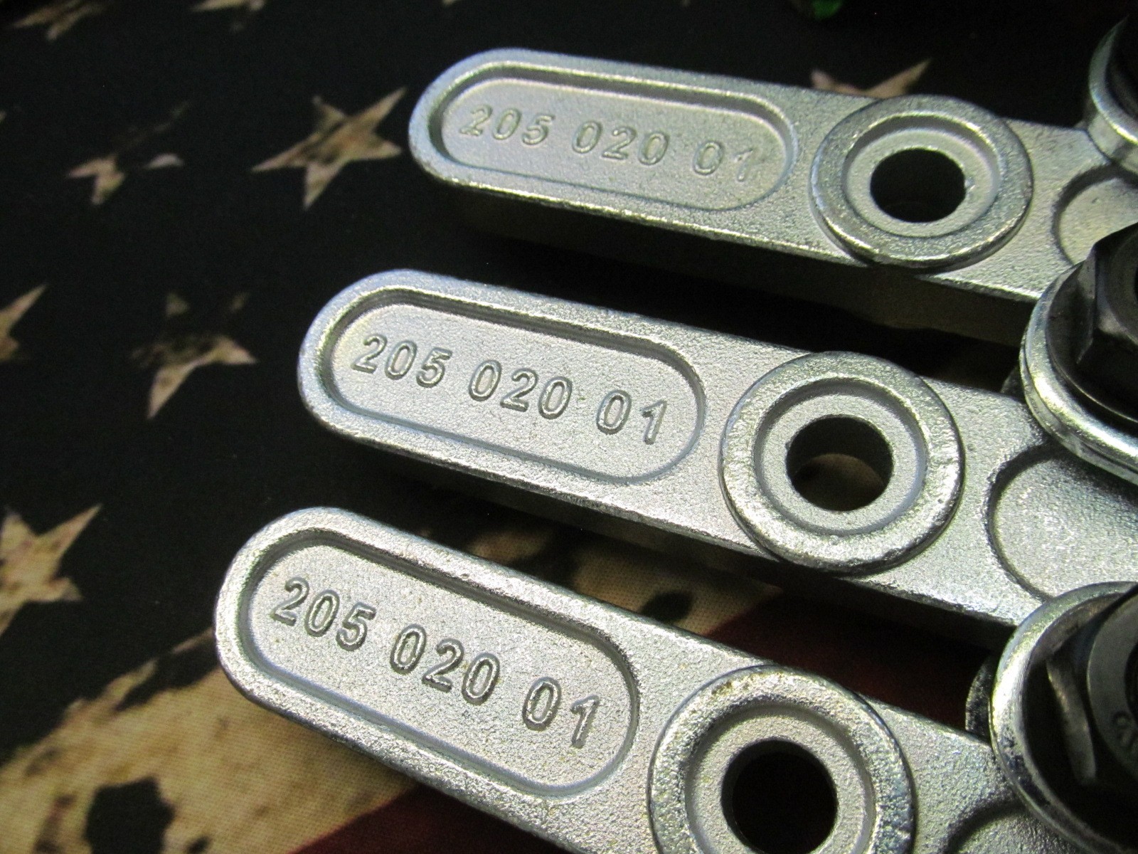 Kukko Set of 3 Puller Legs w/Connecting Bars & Bolts – For Kukko 3-Jaw Pullers
