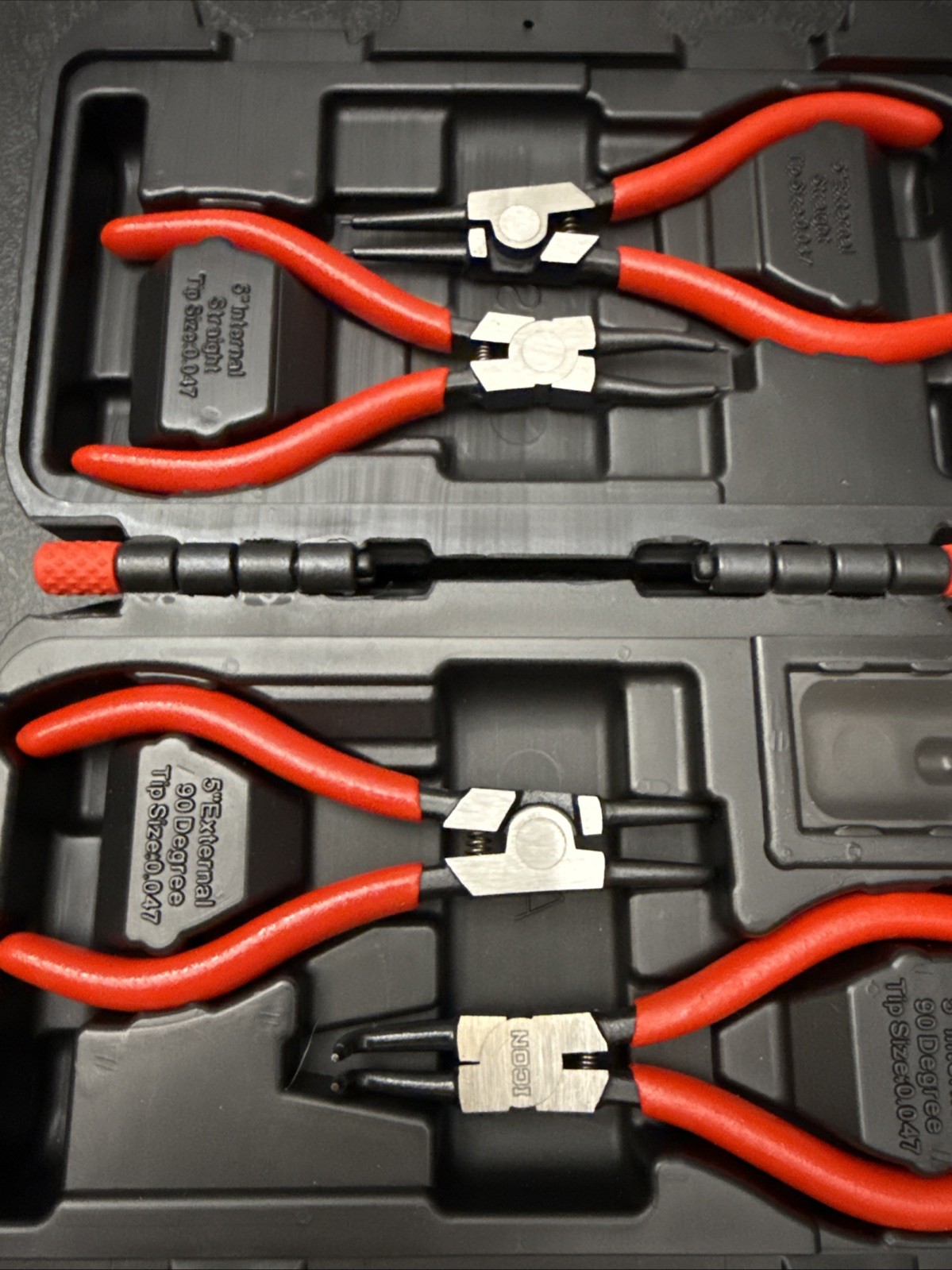 ICON Precision 5″ Snap-Ring Pliers Set in Carrying Case – 0.047″ Tips (57796)