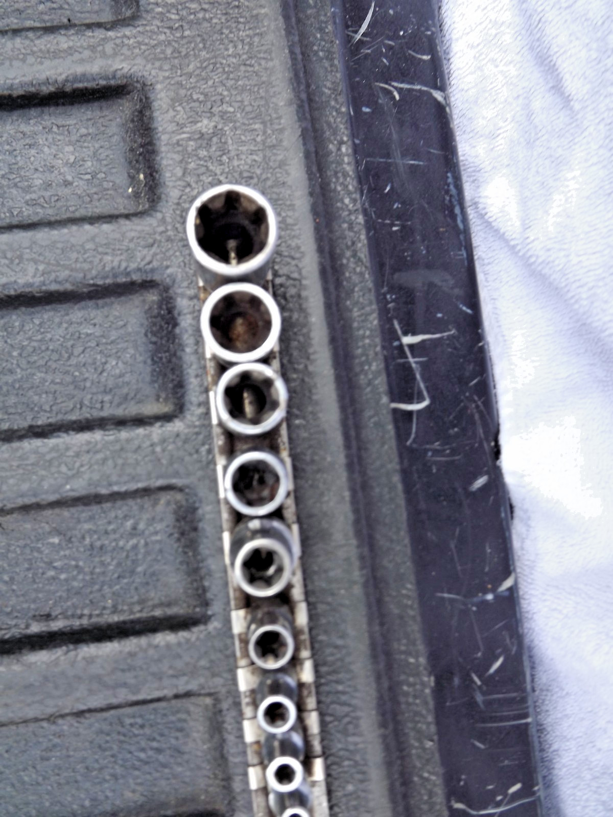 Snap-on FLE SERIES 9-Pc Combination Drive TORX® Shallow Socket Set (E5-E18)