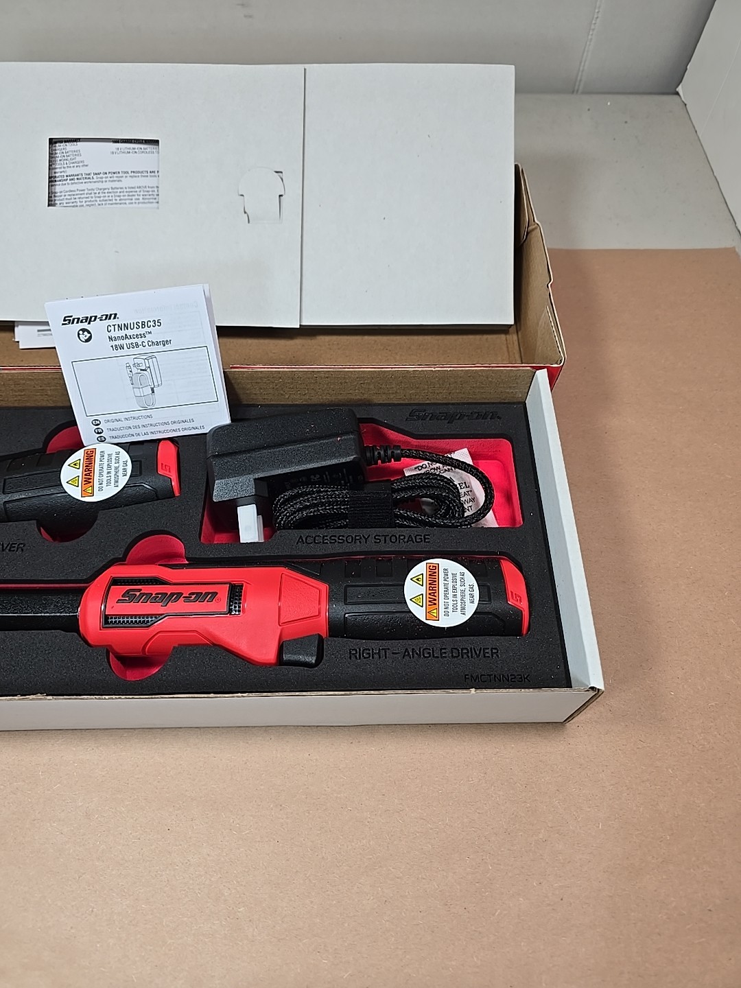 SNAP ON TOOLS NEW CTNN2Q3KF Nano/Axcess Tool Kit RED 1/4″ Drive & Hex Bit 2Pc