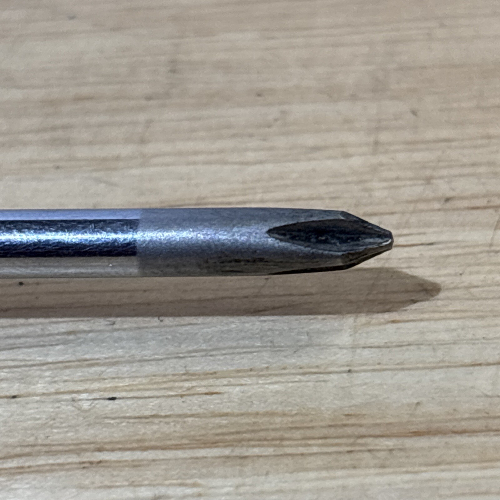 Snap On No. 1 Mini Phillips Screwdriver Red Hard Handle Knurled P1 SDDP301 USA