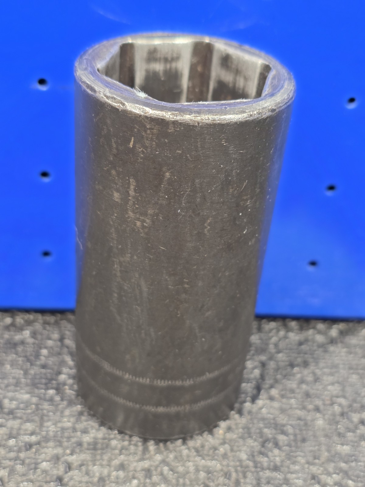 Snap-on Tools SIMM320 32mm 1/2″ Drive Metric DEEP 6-Point Impact Socket USA
