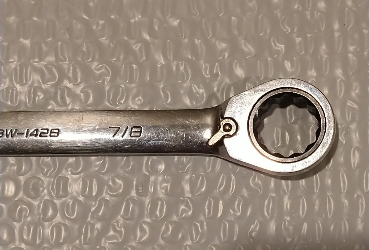 BLACKHAWK TOOLS BW-1428, 7/8″ RATCHETING/OPEN-END COMBO WRENCH, 11.3″ LONG.
