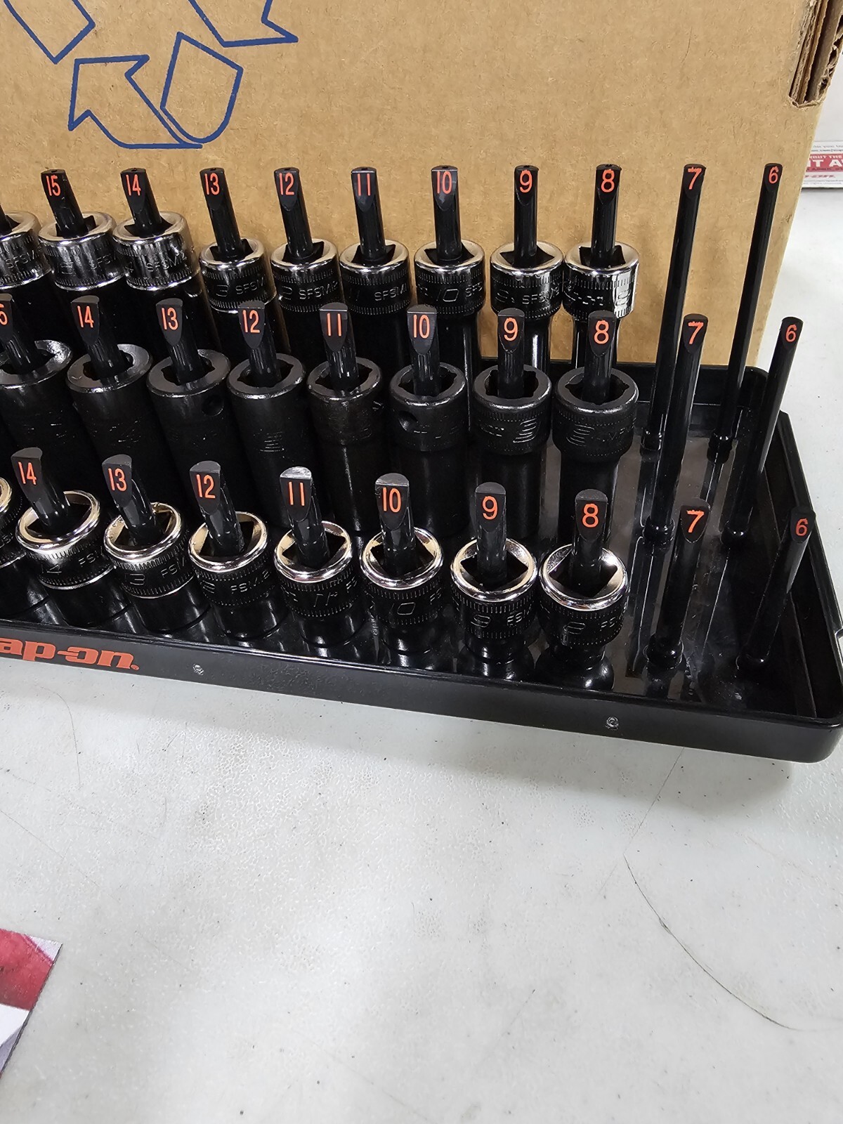 Snap-on Tools NEW 36pc 3/8 Drive Metric Deep Semi-Deep Shallow Socket Set W/tray