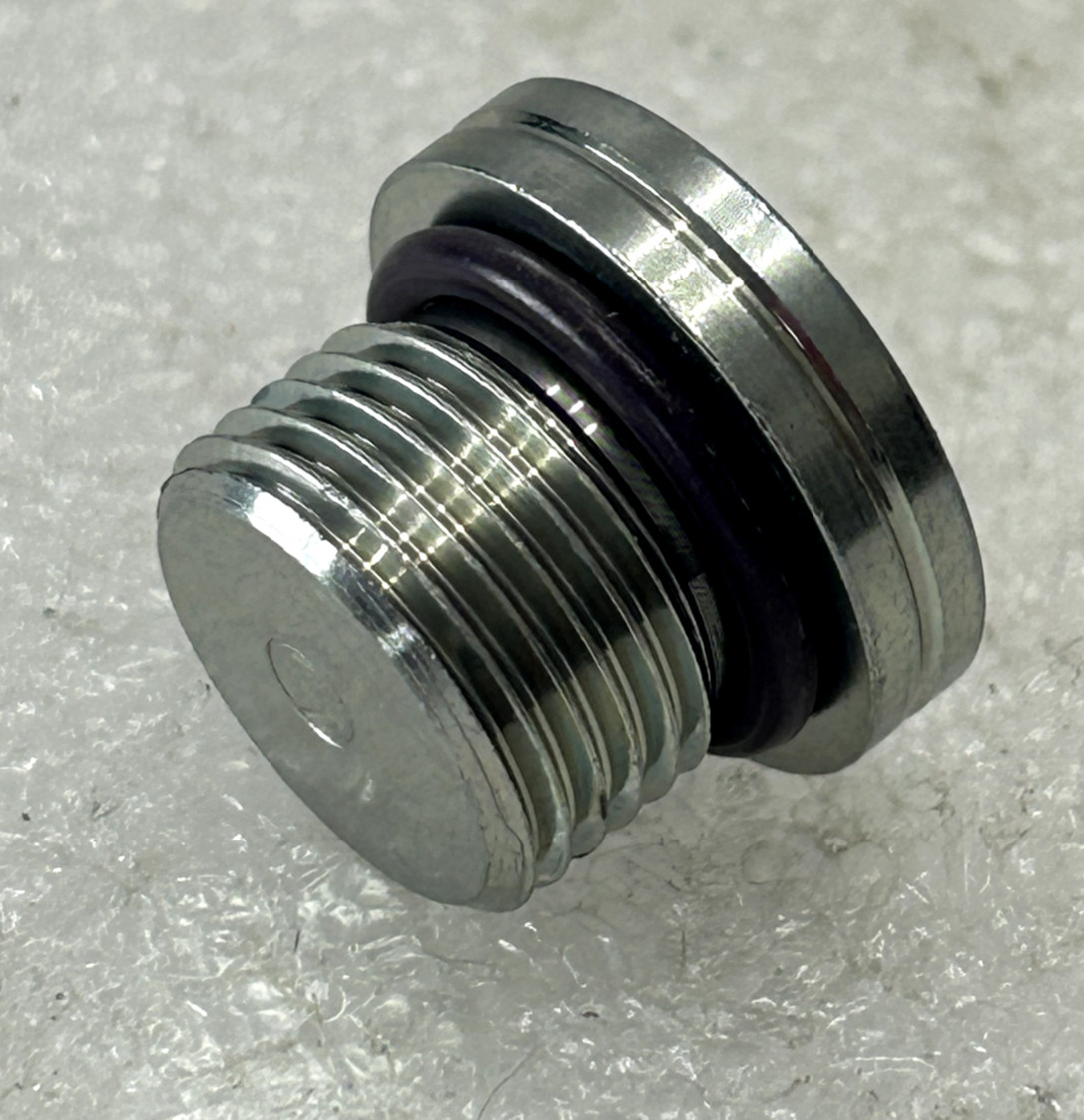 (01 Pc) CNH 221578A1 Hex Socket Plug M18 x 1.5 x 12.5 , New