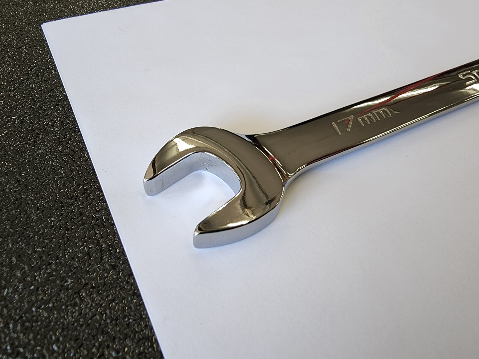 Snap-on Tools USA NEW 17mm Metric Flank Drive Chrome Combination Wrench OEXM170B