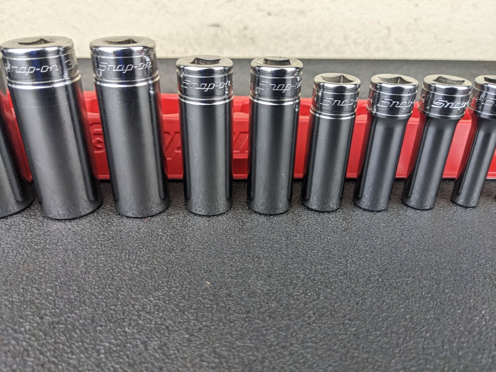 #bp400 Snap-on 211SFSY 1/4″ 7/8″ SAE 11-Piece 3/8″ Drive 6-Point Deep Socket Set