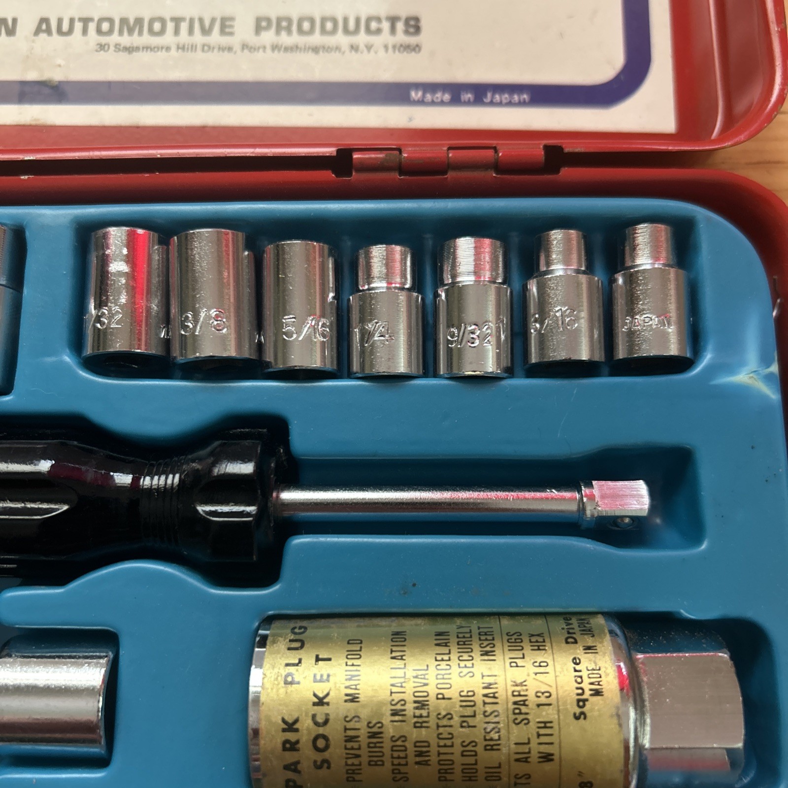 21 piece Socket Set with carrying case Chieftain Automotive Products Japan BNIB