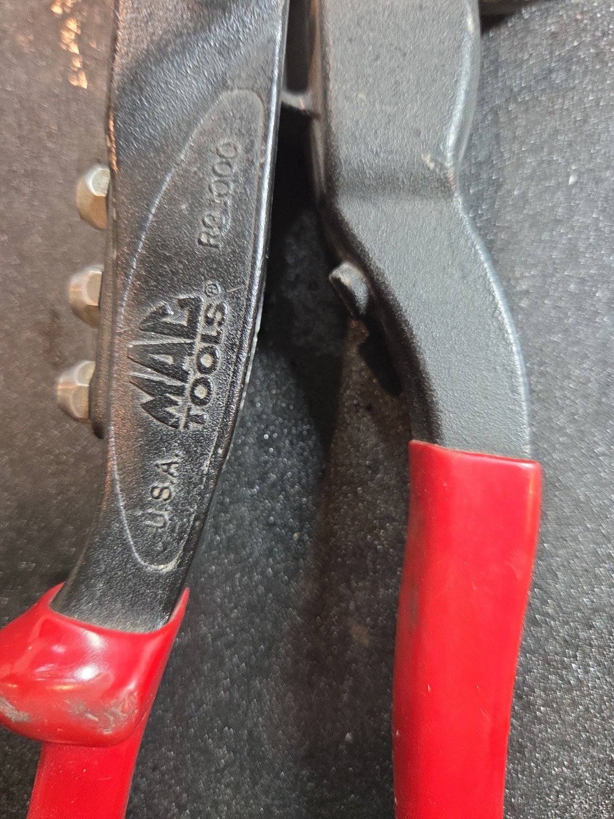 Mac Tools Heavy Duty Riveting Tool Kit Model RG1000K