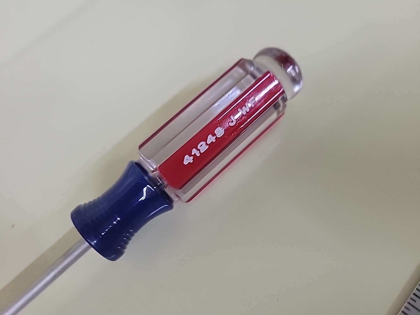 Craftsman 41248 Screwdriver 8″ Round Shaft 11-3/4″ Long Flat 3/16″ Tip NOS USA