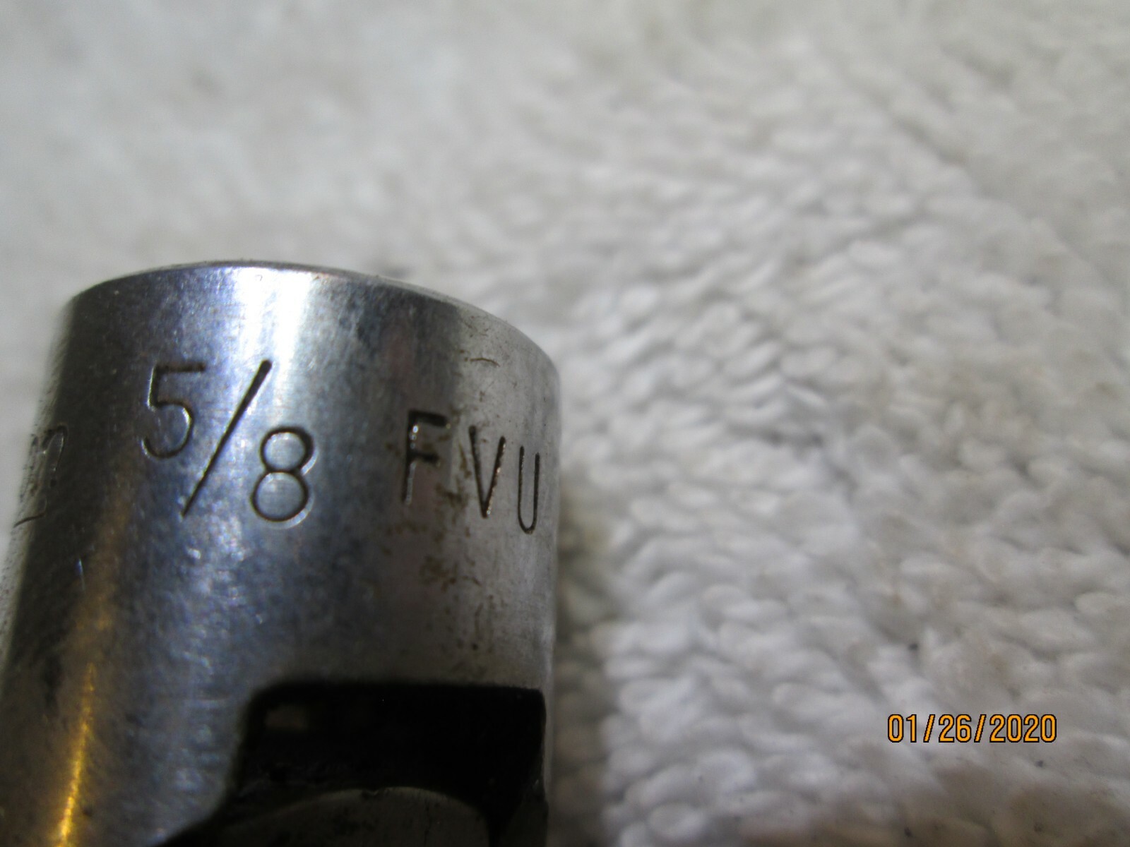 Snap On Tools 3/8″ Drive Swivel Universal 5/8″ Socket FVU20