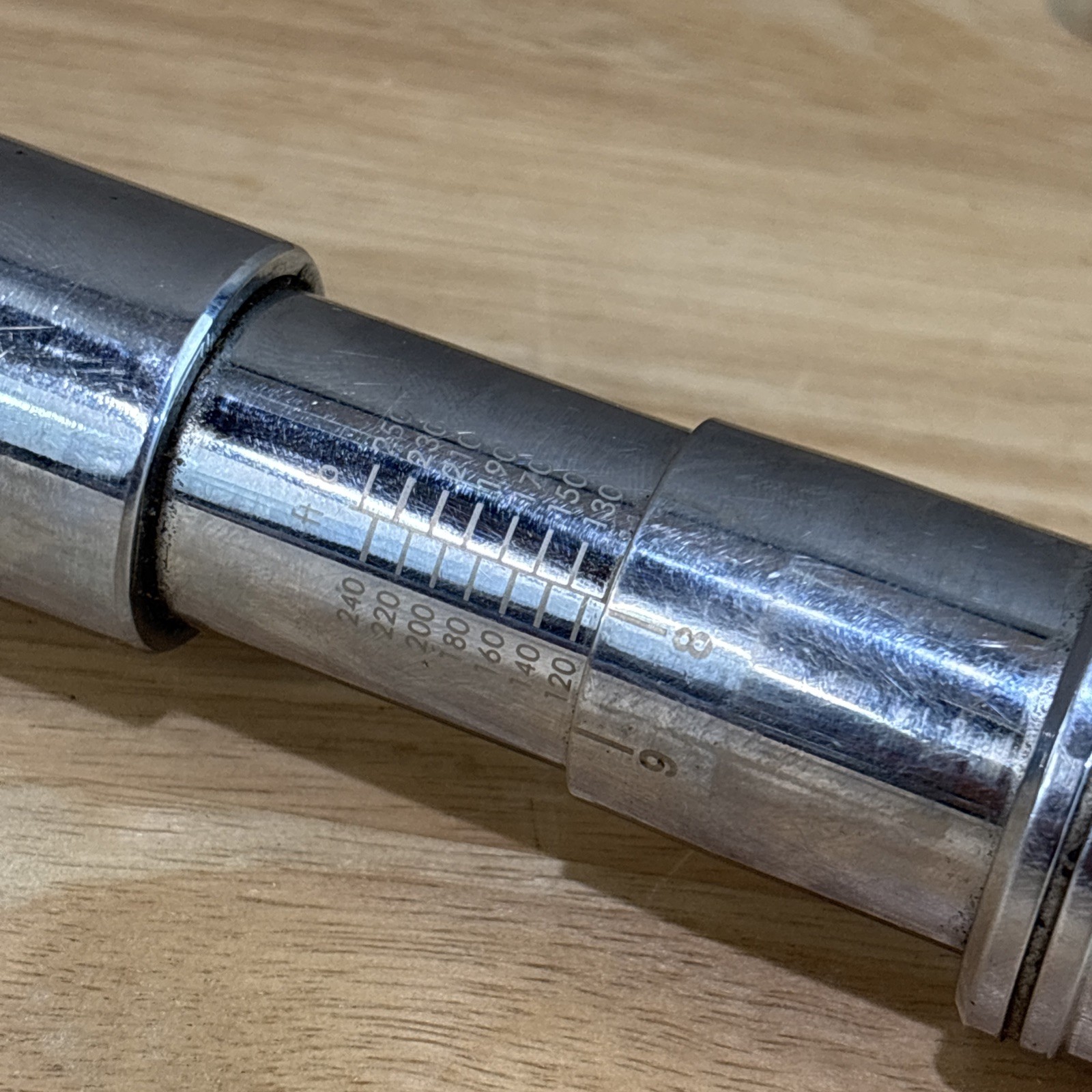 Snap-on Brutus 3R250D 1/2″ Click-Type Torque Wrench – (50-250lbs)