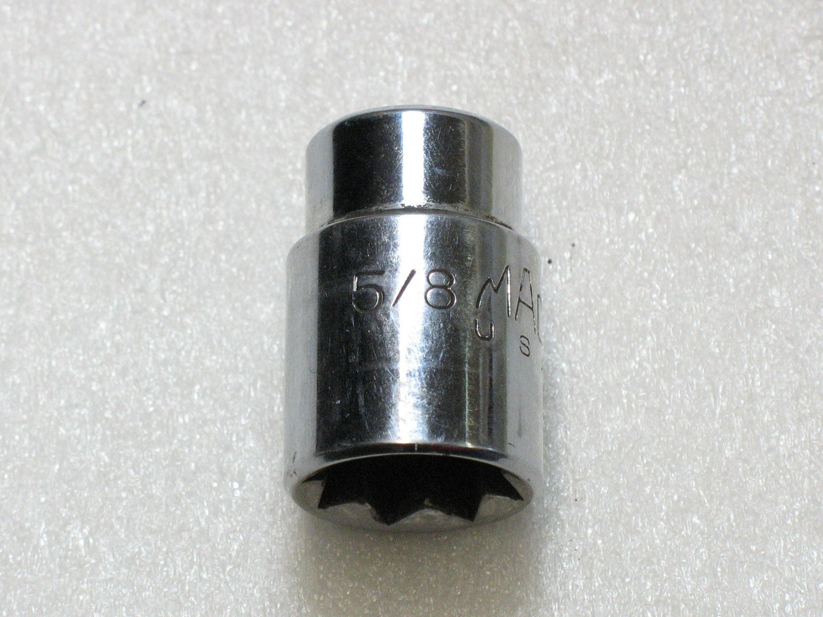 Mac Tools 1/2″ Drive 5/8″ 8 Point Double Square Chrome Socket V208