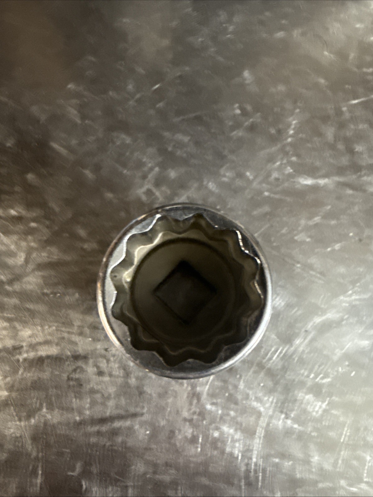 Snap On Tools 1/2 Drive 27mm 12 Point Shallow Socket SWM271. USA Made