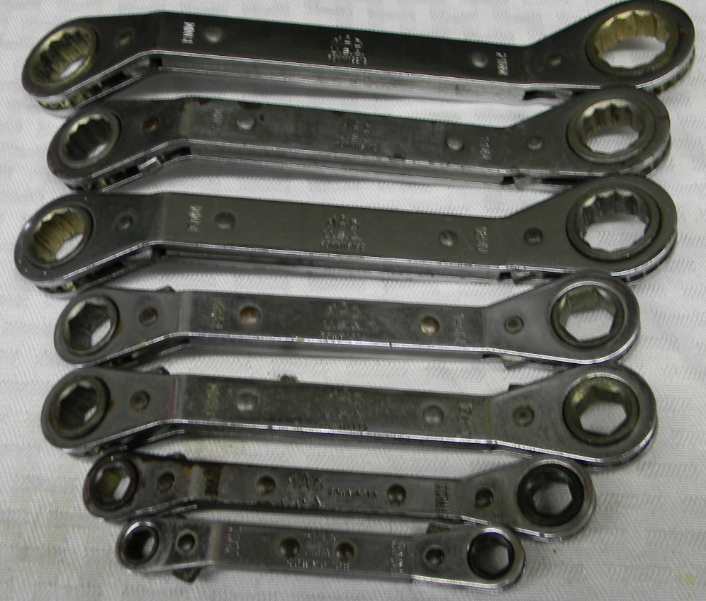 MAC TOOLS 7PC METRIC 6/12PT RATCHETING OFFSET BOX WRENCH SET 7MM-21MM #ROWM7-212