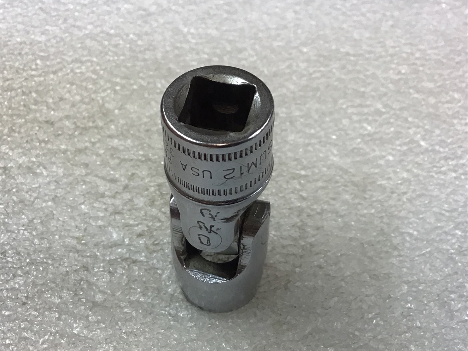 Snap On#FSUM12- 12 mm,Metric, Chrome, 3/8″Dr., 6Pt., Swivel,Universal Socket-USA