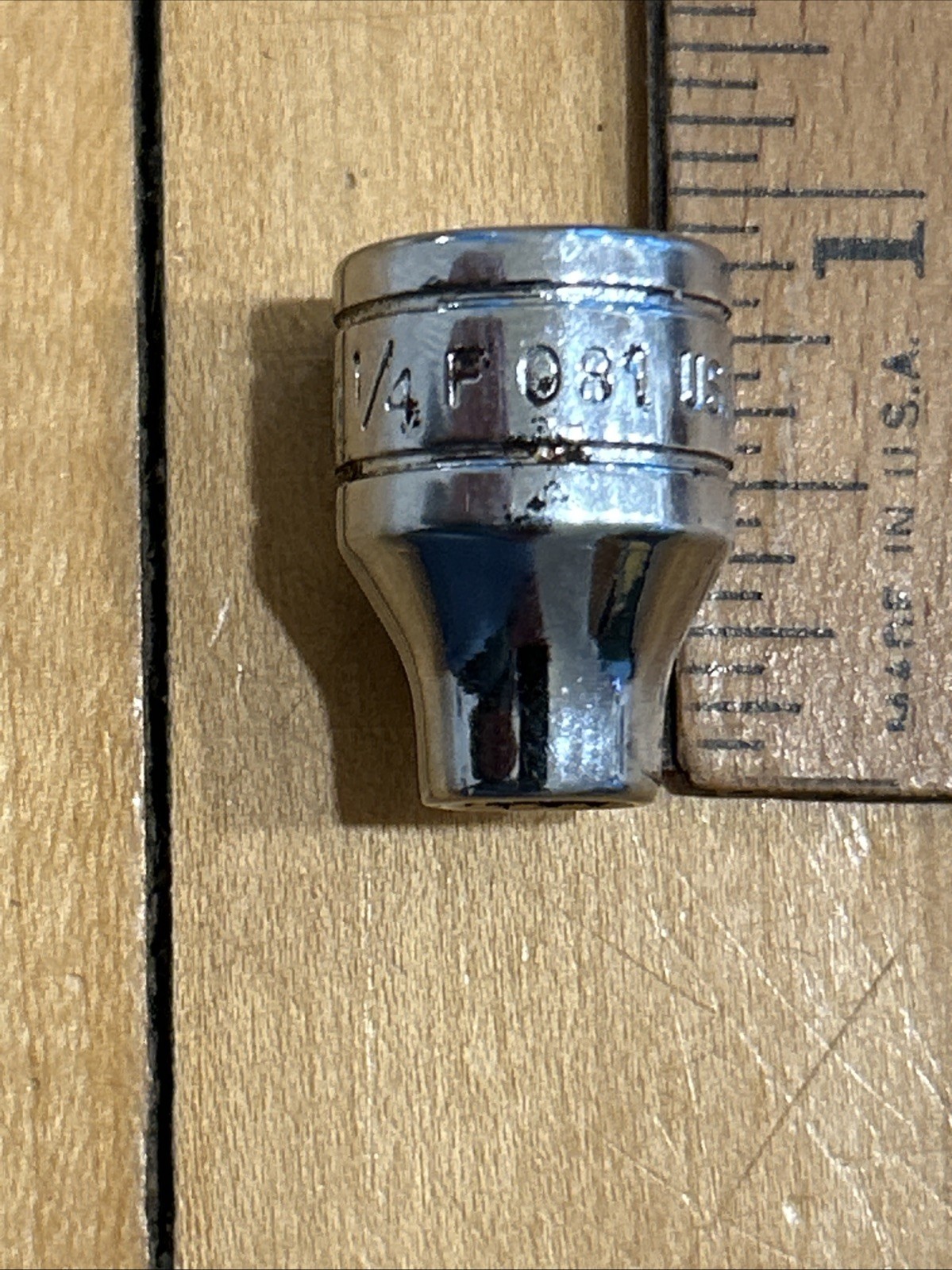 Snap On 3/8″ Drive 1/4″ Shallow 12pt SAE Socket F081 Patent No. 3273430 USA Made