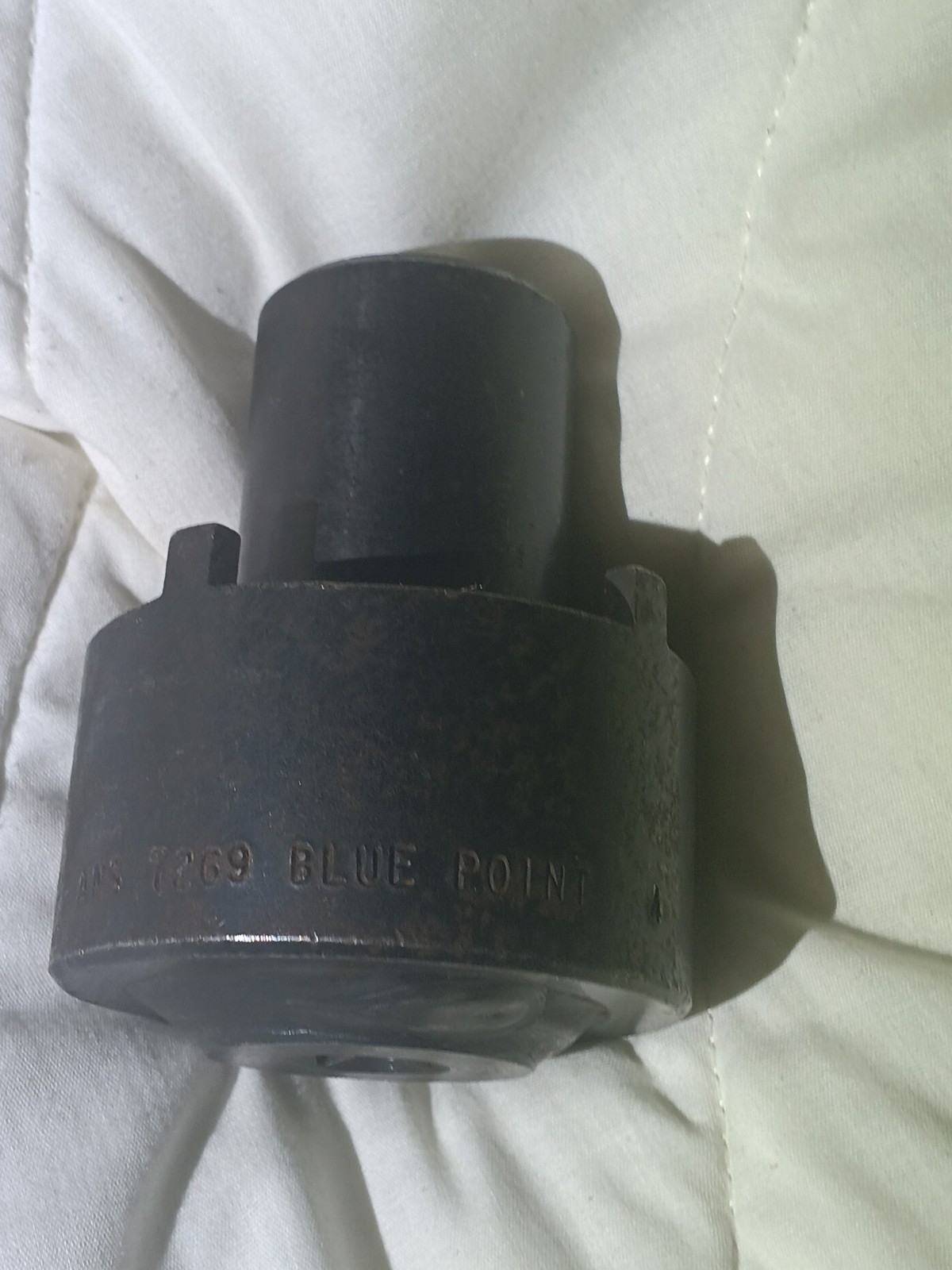 USED ,BLUE POINT 4 LUG SPANNER SOCKET 1985 + LATER FORD F250,F350 AXLE #ANS7269