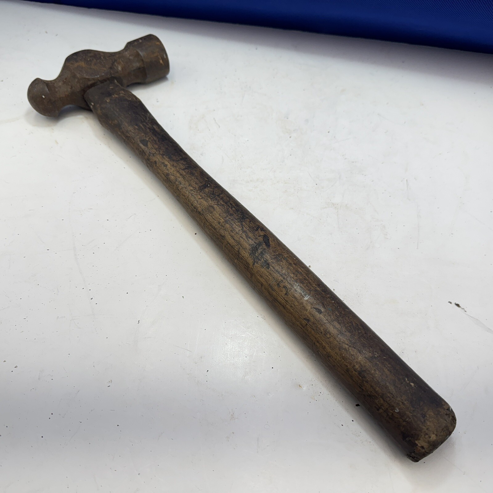 Ball Pein Hammer 900g 15″ Hickory Shaft Vintage Reclaimed Tools Carpentry