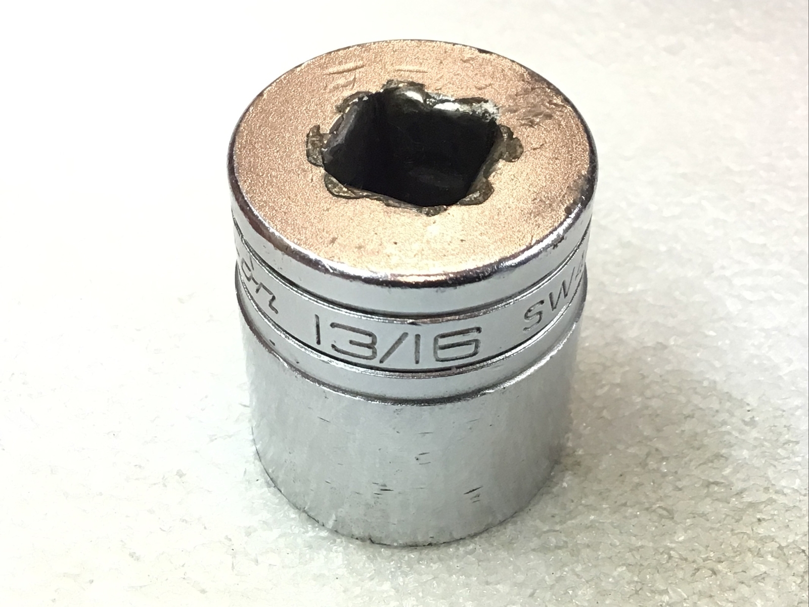 Snap On SW426 – 13/16”, SAE, Chrome, 1/2″ Dr., Double Square, 8 Pt., Socket-USA