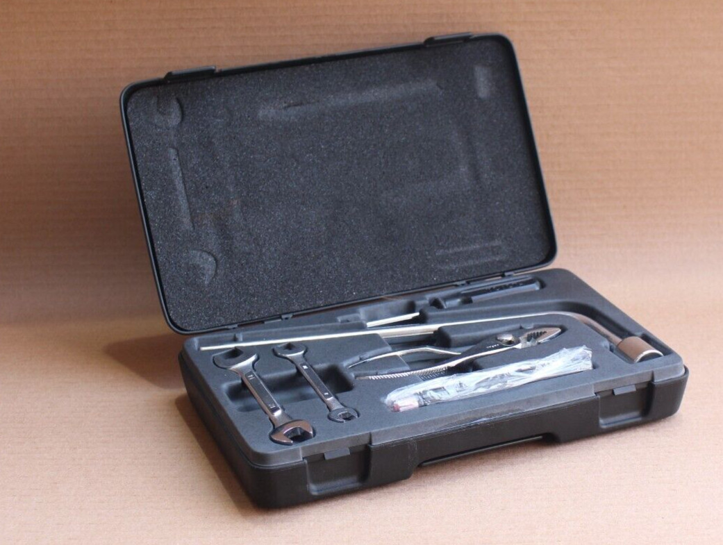 Lexus Ls430, Ls400 Emergency Lug Wrench Toyota OEM Tool Kit