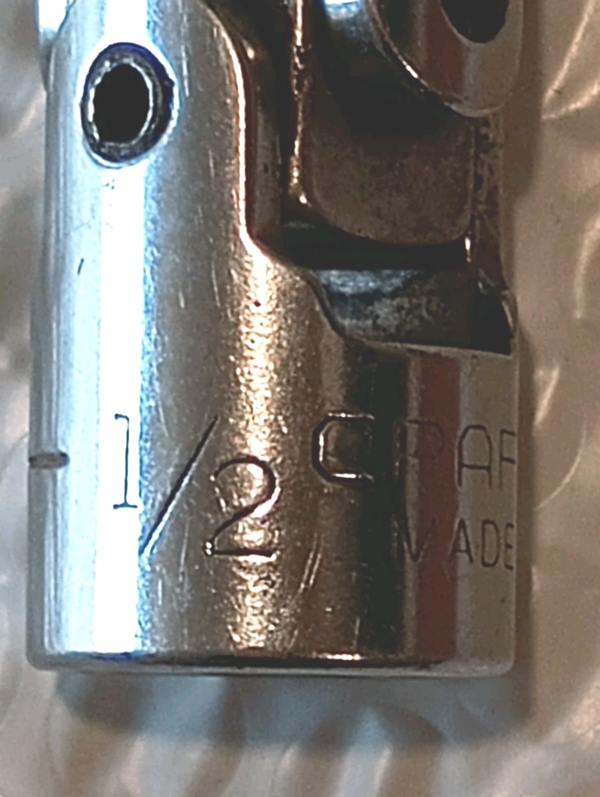 CRAFTSMAN TOOLS USA V4425, 1/2″ DRIVE, SWIVEL/UNIVERSAL JOINT.