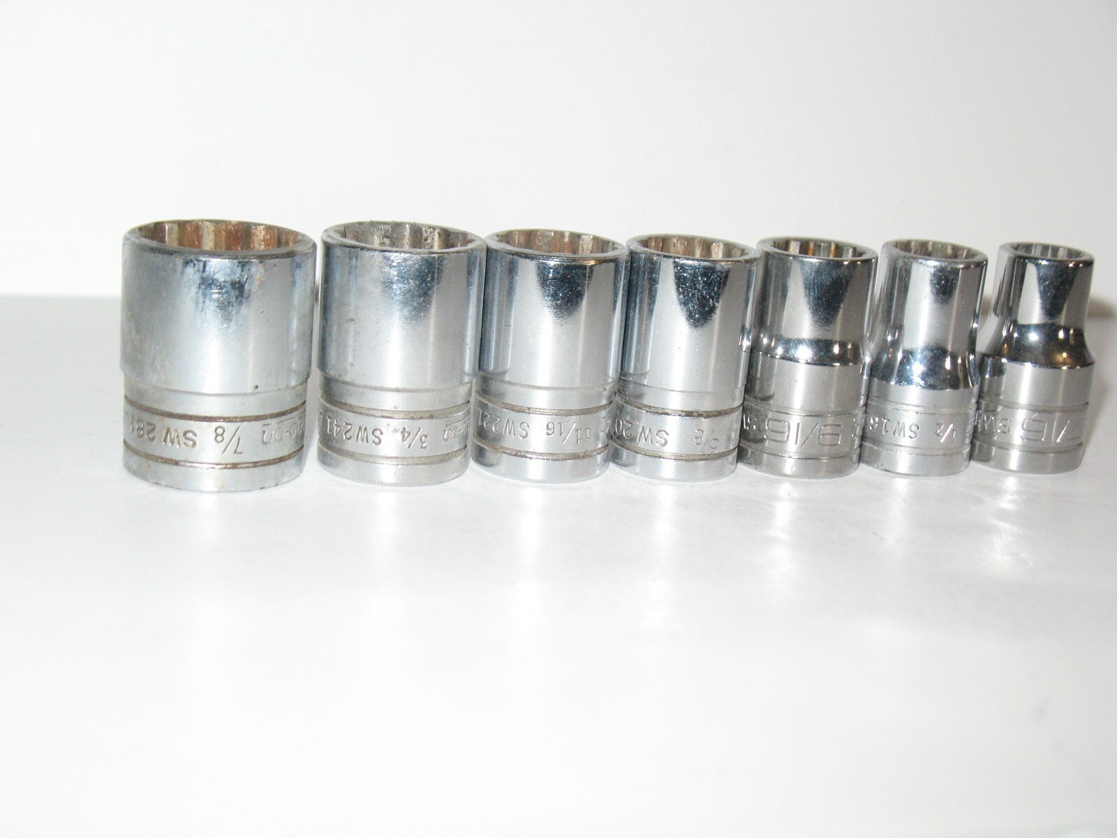 Snap-on Tools 1/2″ Drive 7/8 3/4 11/16 5/8 9/16 1/2 7/16 SAE 12pt Sockets
