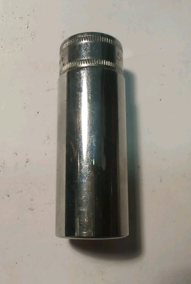 Nice Snap On SFSM18 3/8 Dr 6Pt Metric 18mm Flank Dr Deep Chrome Socket USA