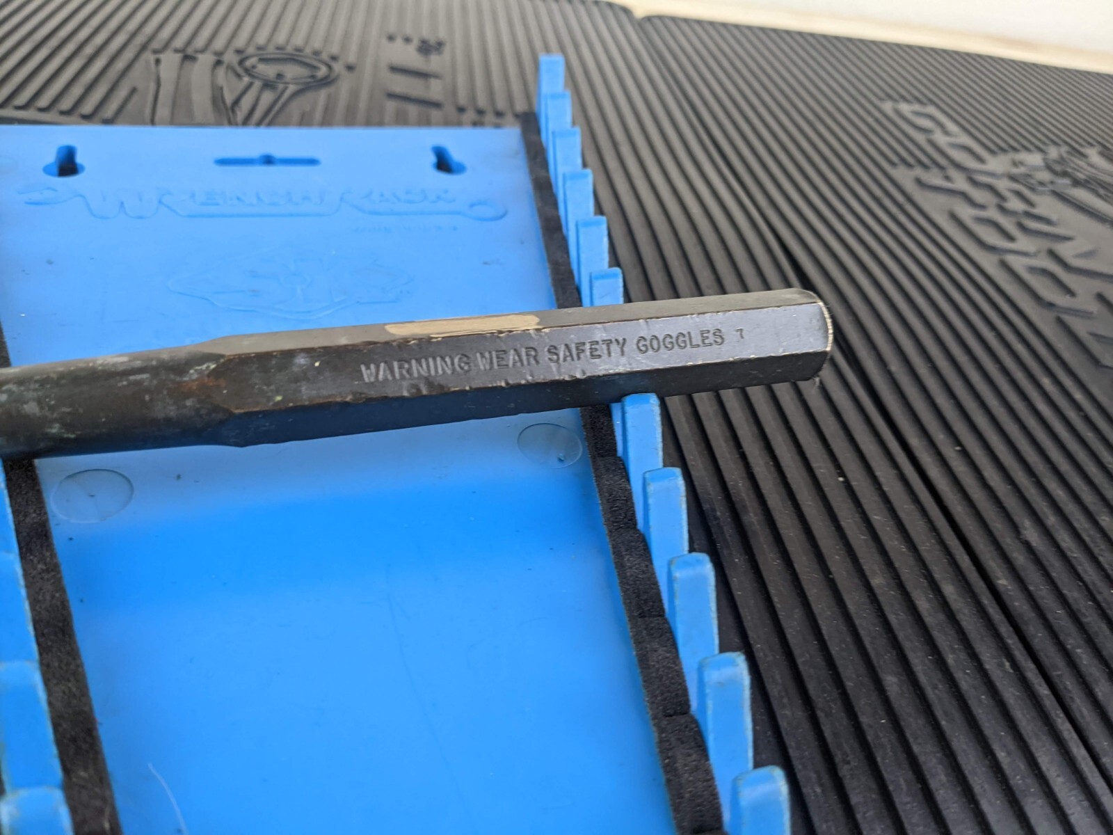 #au296 Snap-On Brass Punch 8″ PPB1001