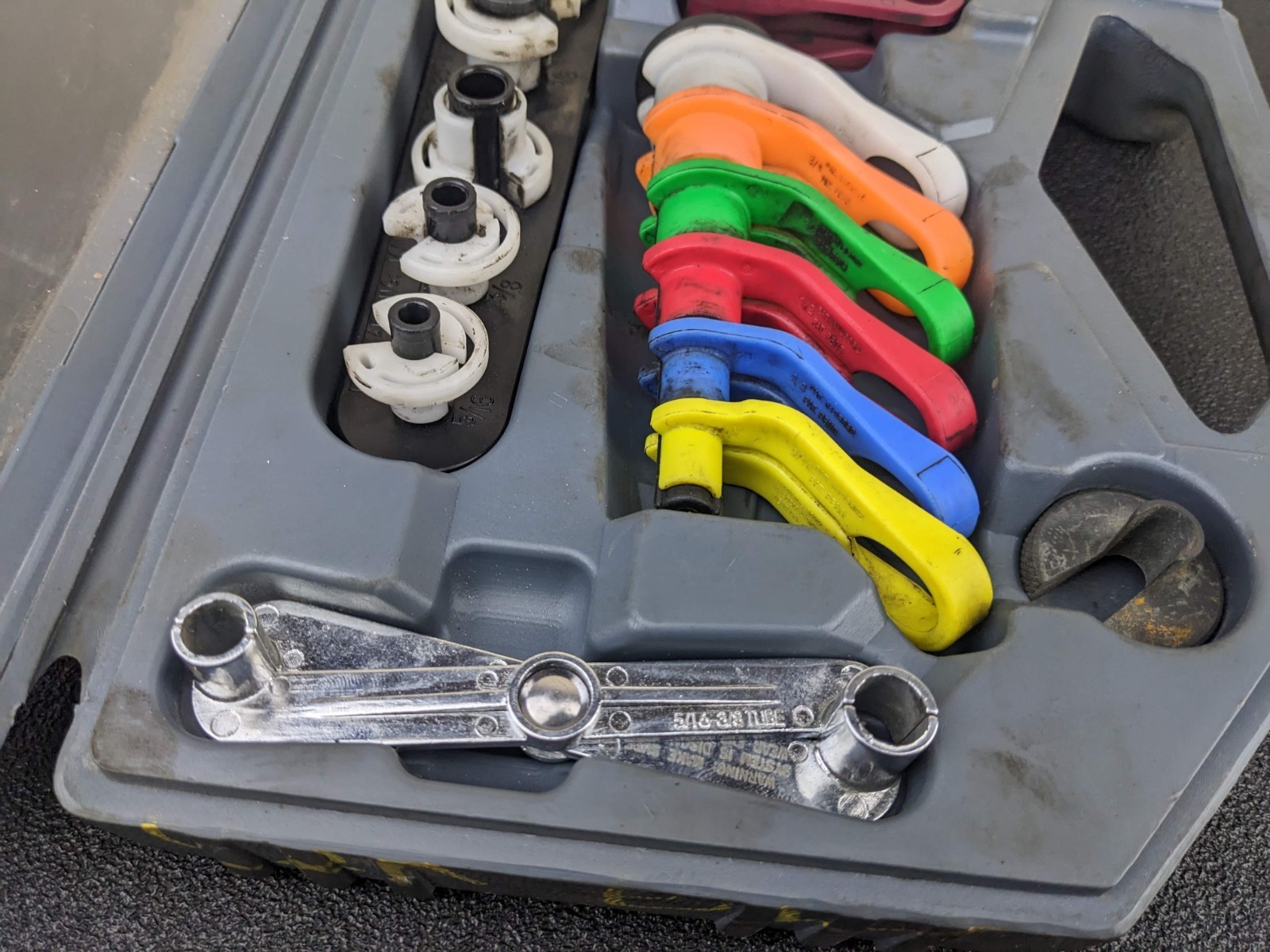 #bo209 Lisle Master Disconnect Tool Set 39900