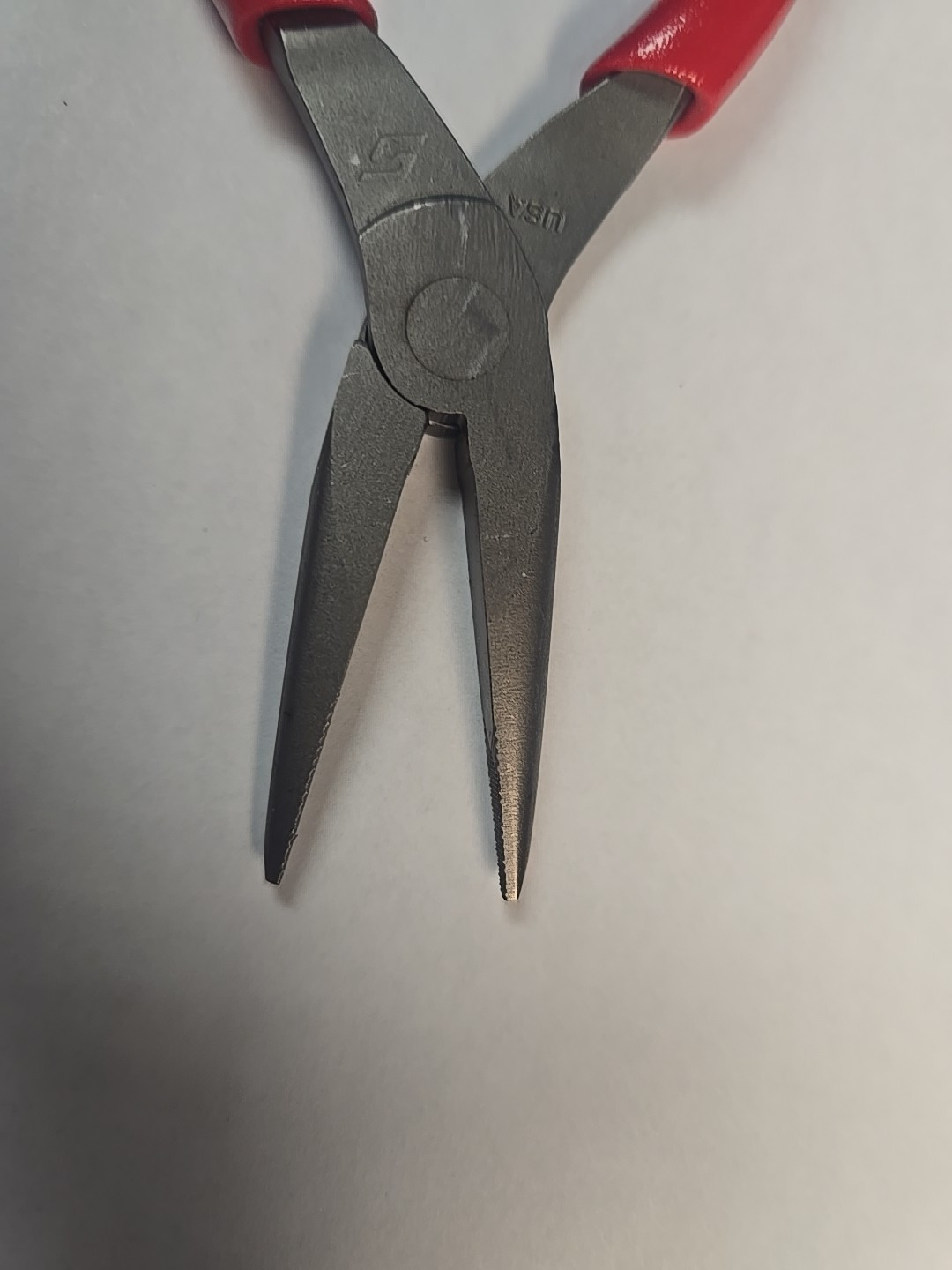 Snap on Tools USA NEW RED Soft Grip 6″ Needle Nose Pliers 95ACF