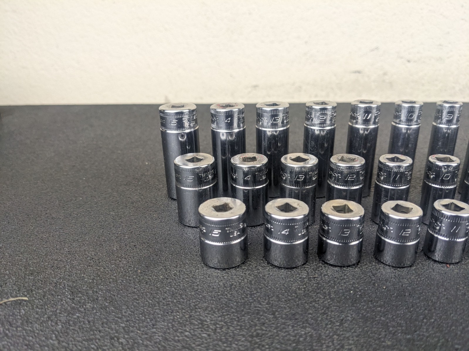 #bj243 Snap-On Tools 142STMMSYFR1 42pc 1/4″ Drive 6-Point Metric Foam Socket Set