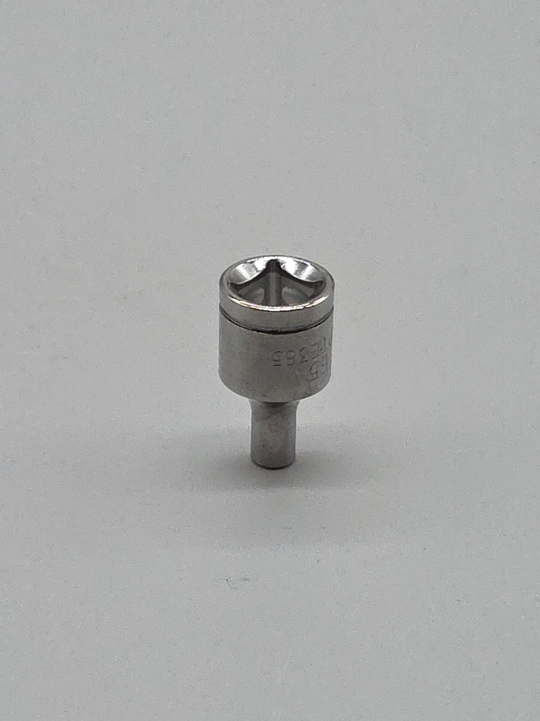 Blue Point Tools BLPTE385 E5 3/8″ Drive External Torx Shallow Socket Female