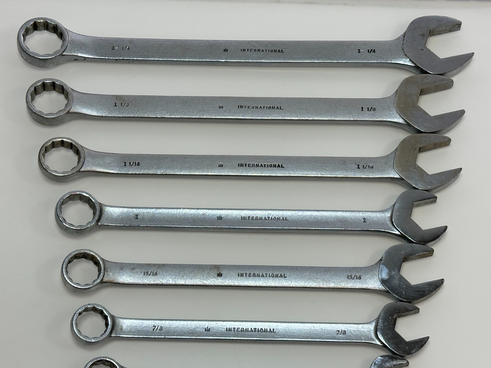 International Harvester IH USA SAE 3/8″-1-1/4″ (Complete) Combination Wrench Set