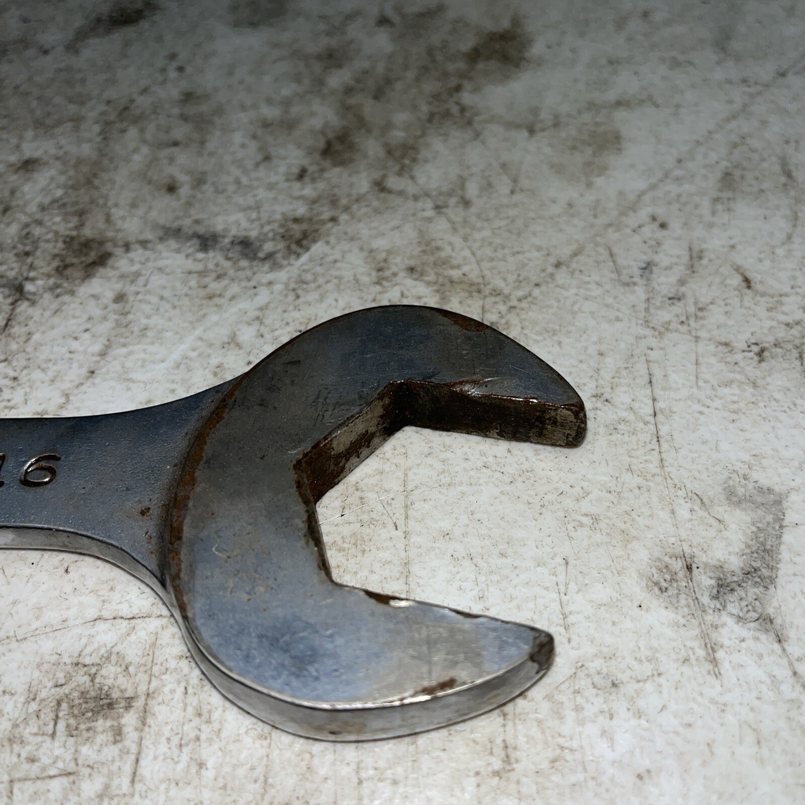 MAC Tools Open End Wrench DR4042 1-1/4″ x 1-5/16″ Marks