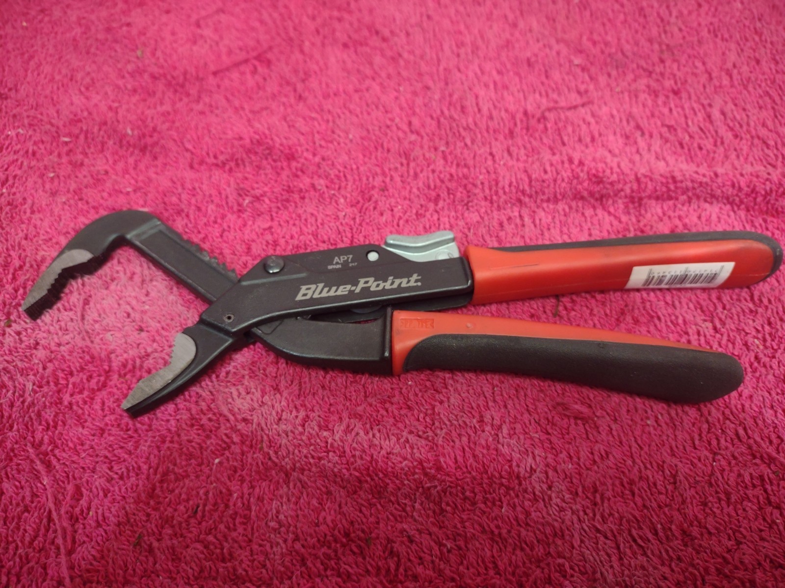 New!!! BLUEPOINT TOOLS AP7 7″inch Red & Black Soft Grip Adjustable Joint Pliers