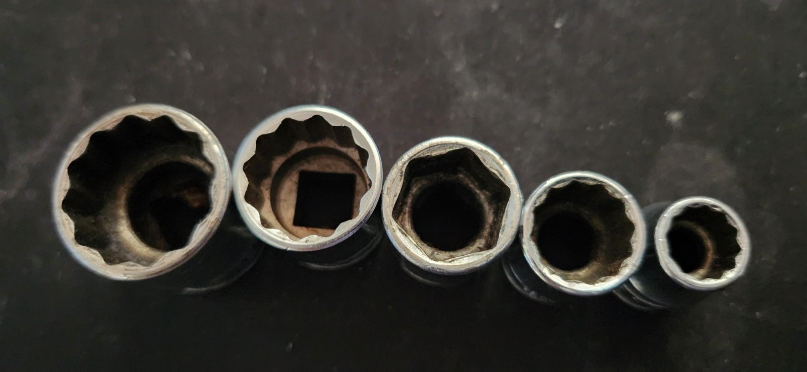 5 SNAP-ON SOCKETS 3/8″ DRIVE 3/8″-1/2″-9/16″-5/8″-3/4″