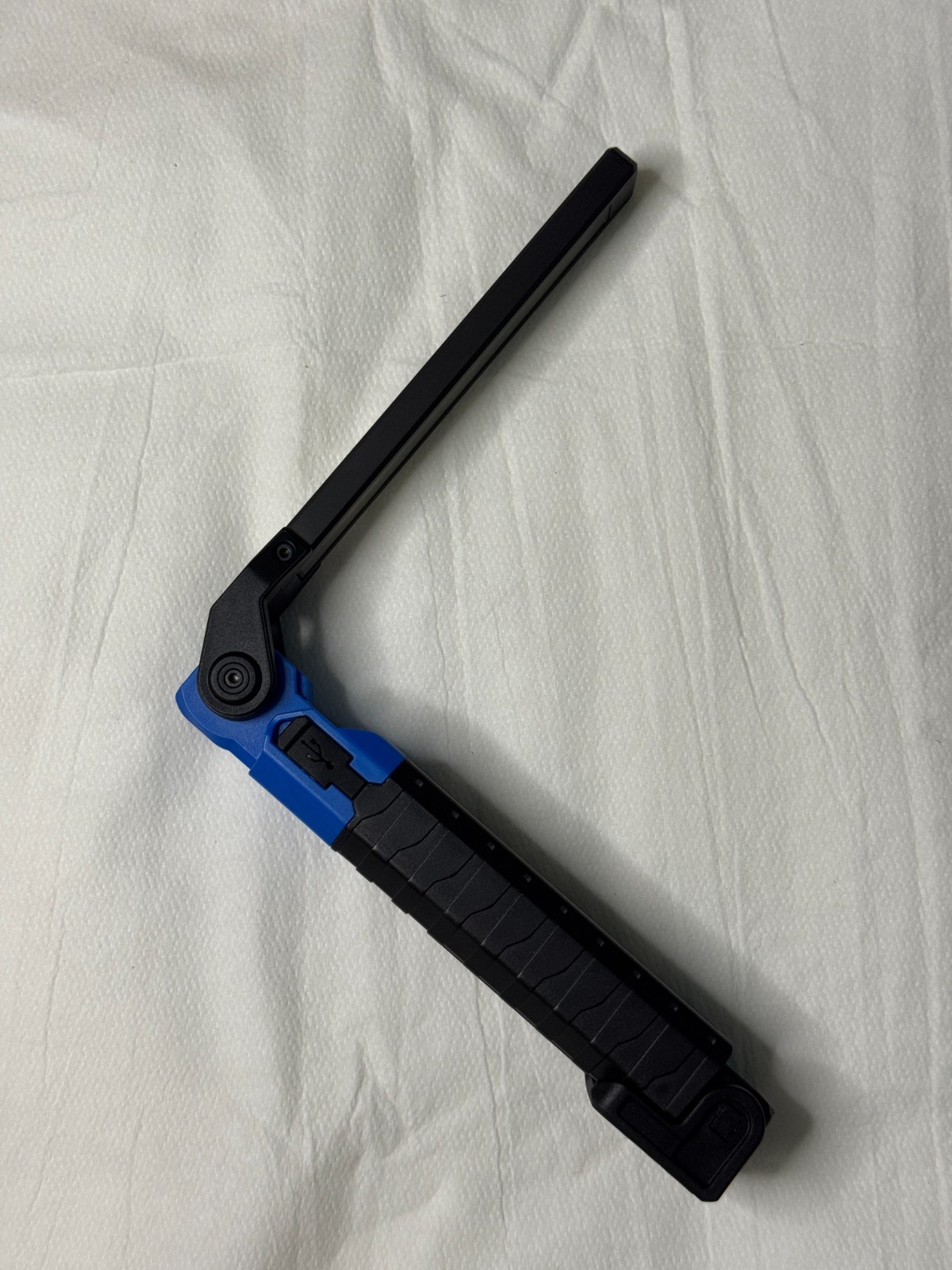 Matco Tools Cordless Folding Work Light MWLAB – Blue
