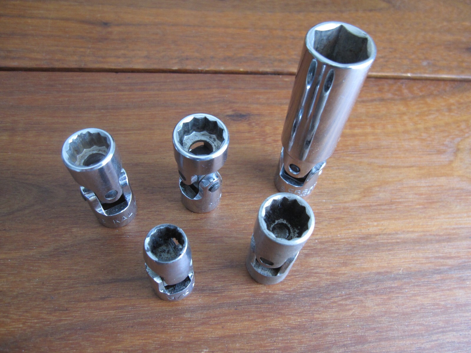 Lot of 5 Universal Joint Swivel Sockets 3/8″ Drive