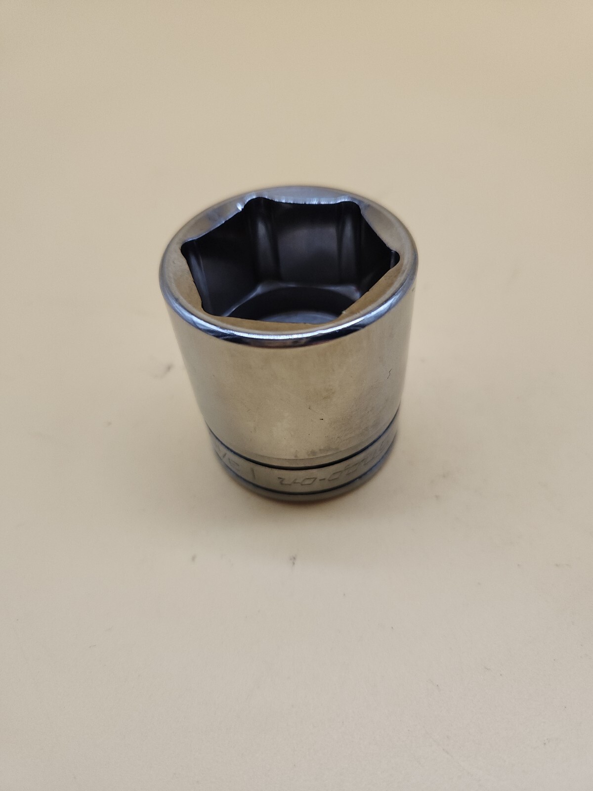 Snap-on Tools 1/2″ Drive 1-3/16″ SAE 6 Point Shallow Chrome Socket TW381