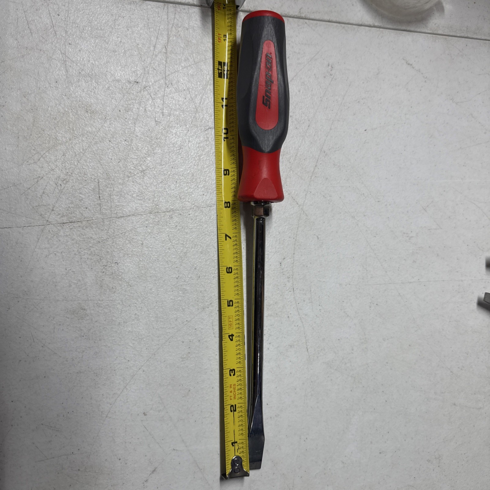 Snap-on Tools USA 3/8″ Tip Hard Grip Flat Head Screwdriver SGD8 Red Gray