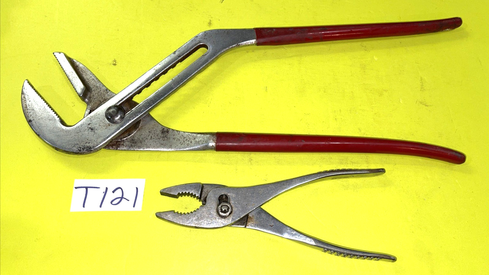 SNAP-ON & BLUE-POINT TOOLS 2 PIECE SLIP JOINT & 20 IN ADJUSTABLE JAW PLIERS