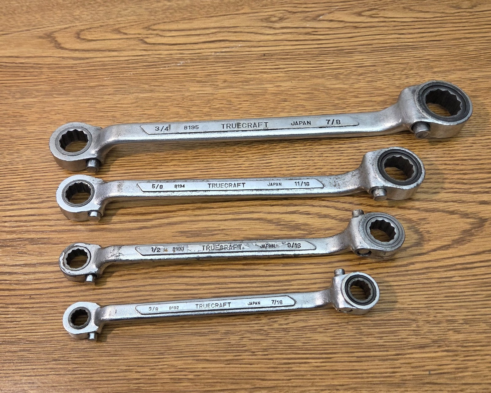 True Craft Ratcheting SAE 12 pt. Box Wrenches