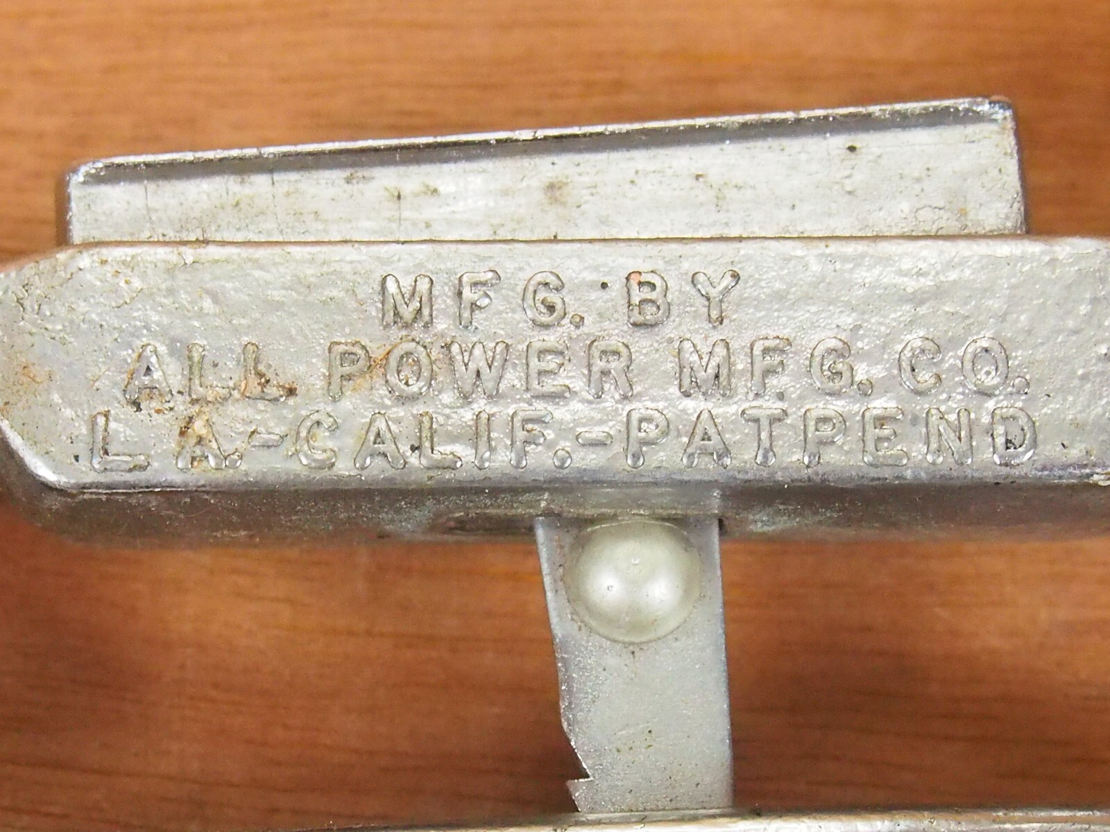 All Power Mfg. Co. De Luxe Piston Grove Cleaner, Los Angeles Calif.