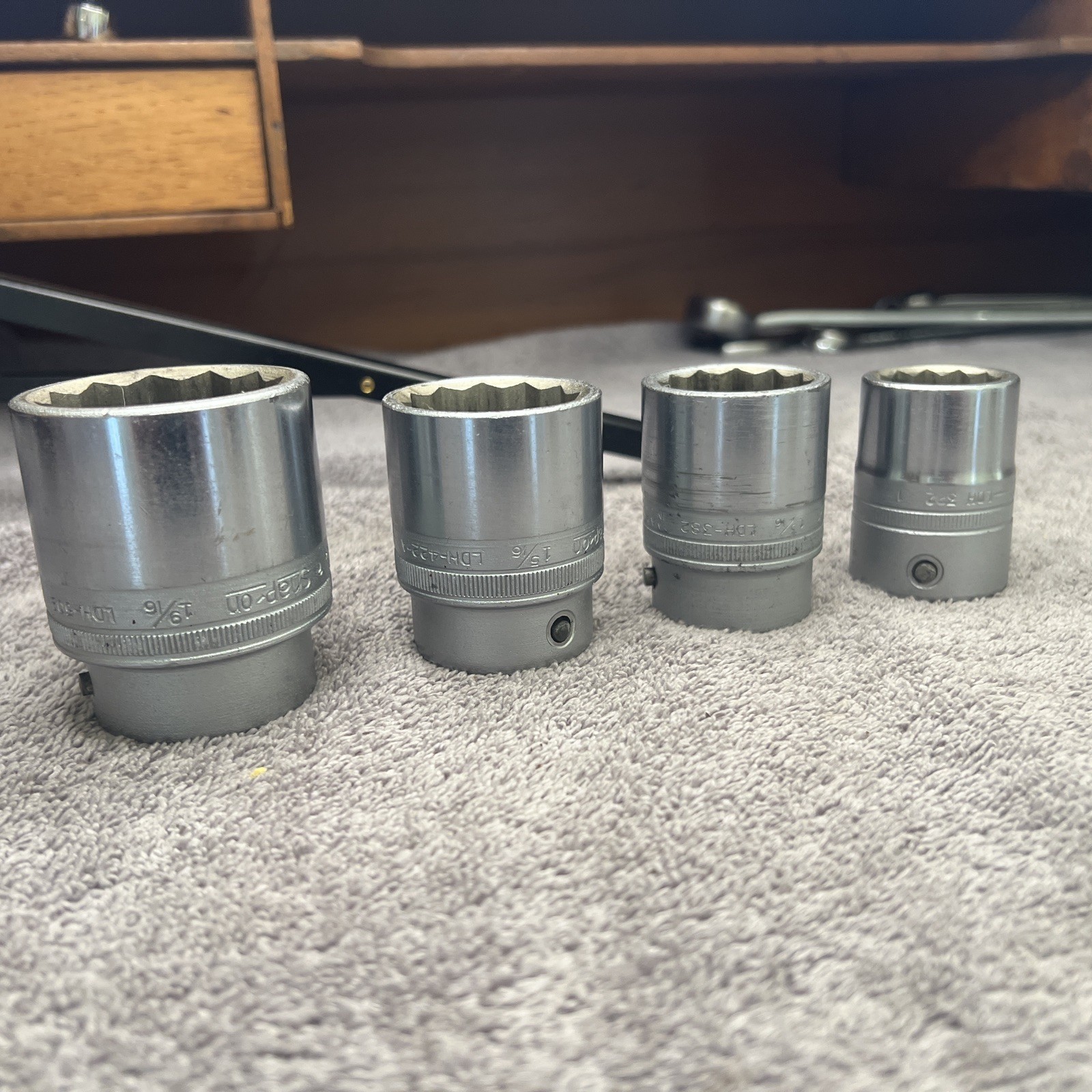 27pc Snap-on SAE Socket Set 3/4″ and 1/2”drive, LDH/SW series 9/16″ to 2″